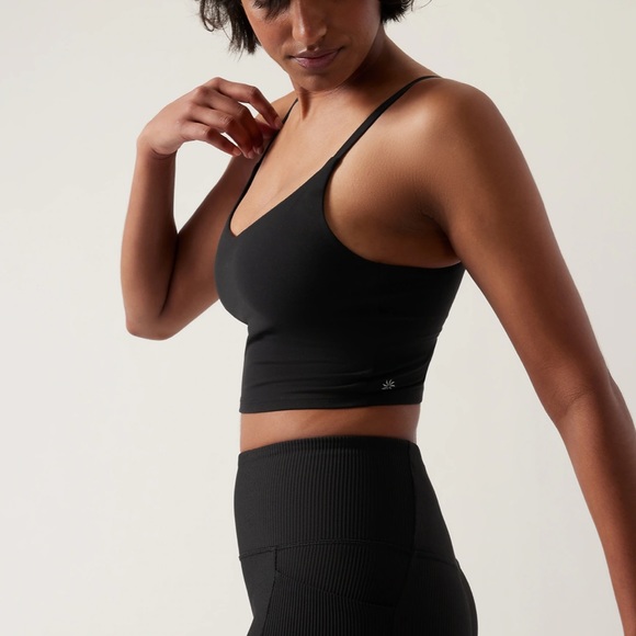 NWT Athleta Elation V-Neck Crop D-DD in Black - Picture 4 of 11